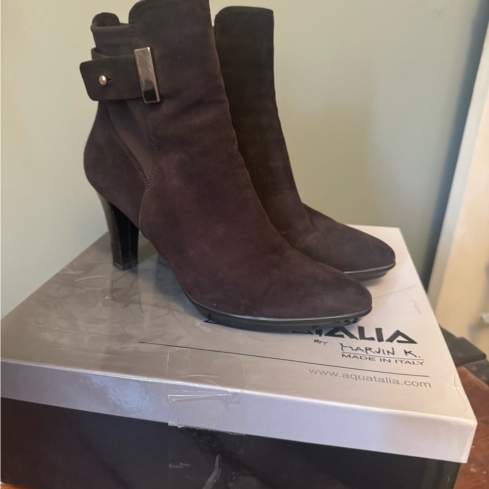 Aquatalia Royal Espresso 9.5 Heeled Booties Boots